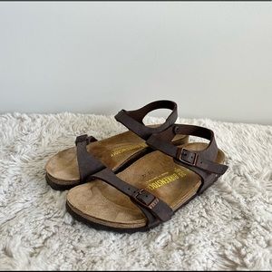 BIRKENSTOCK womens taupe / brown suede sandals size 6